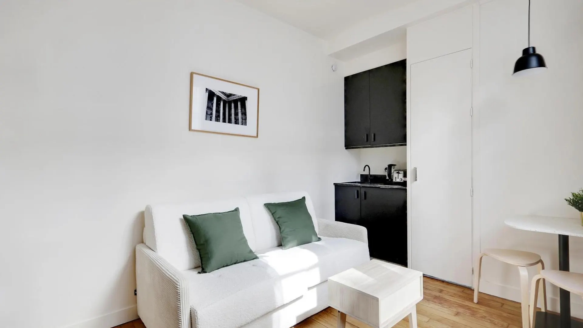 Pick A Flat'S Apartments In Madeleine - Rue Tronchet Paris