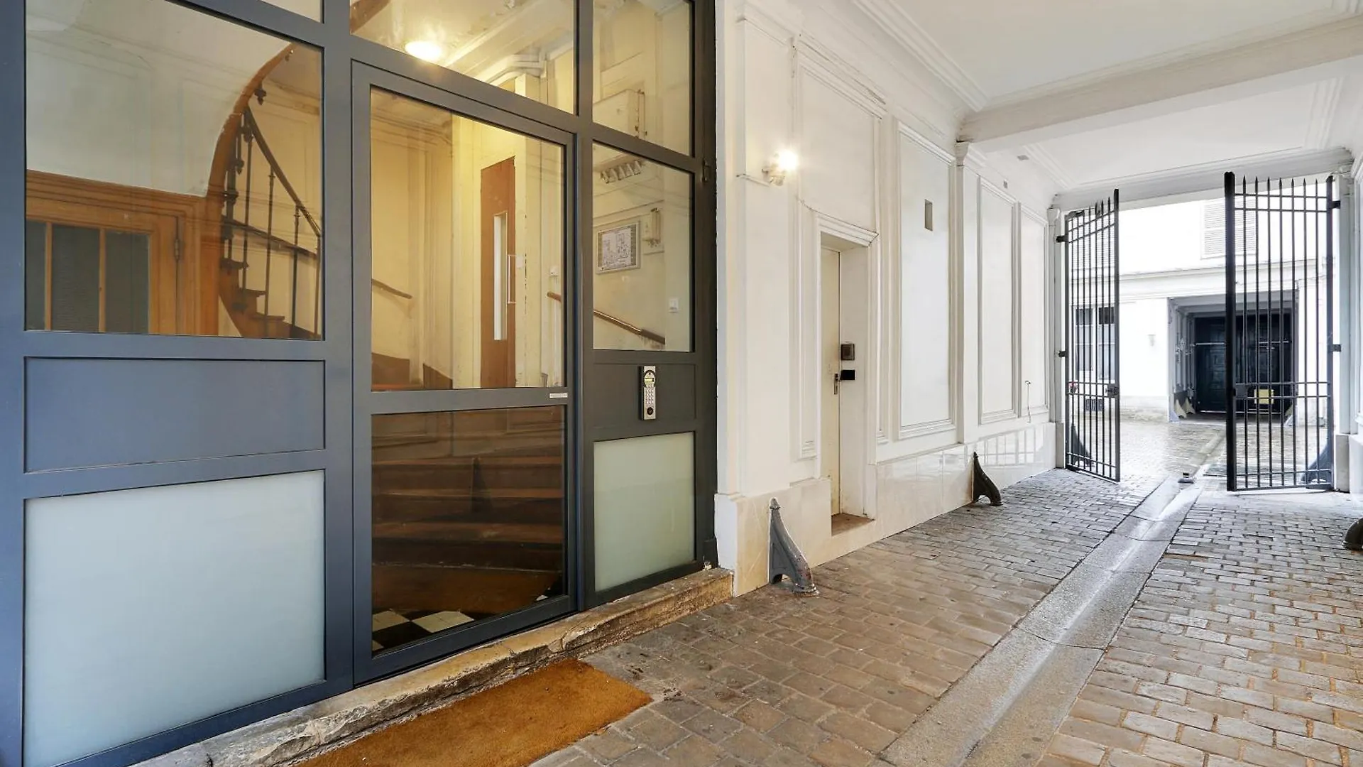 Pick A Flat'S Apartments In Madeleine - Rue Tronchet Paris
